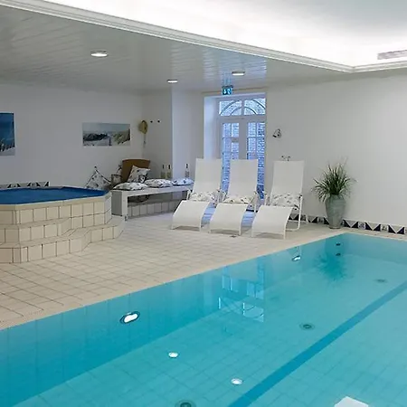 12 Sylt
